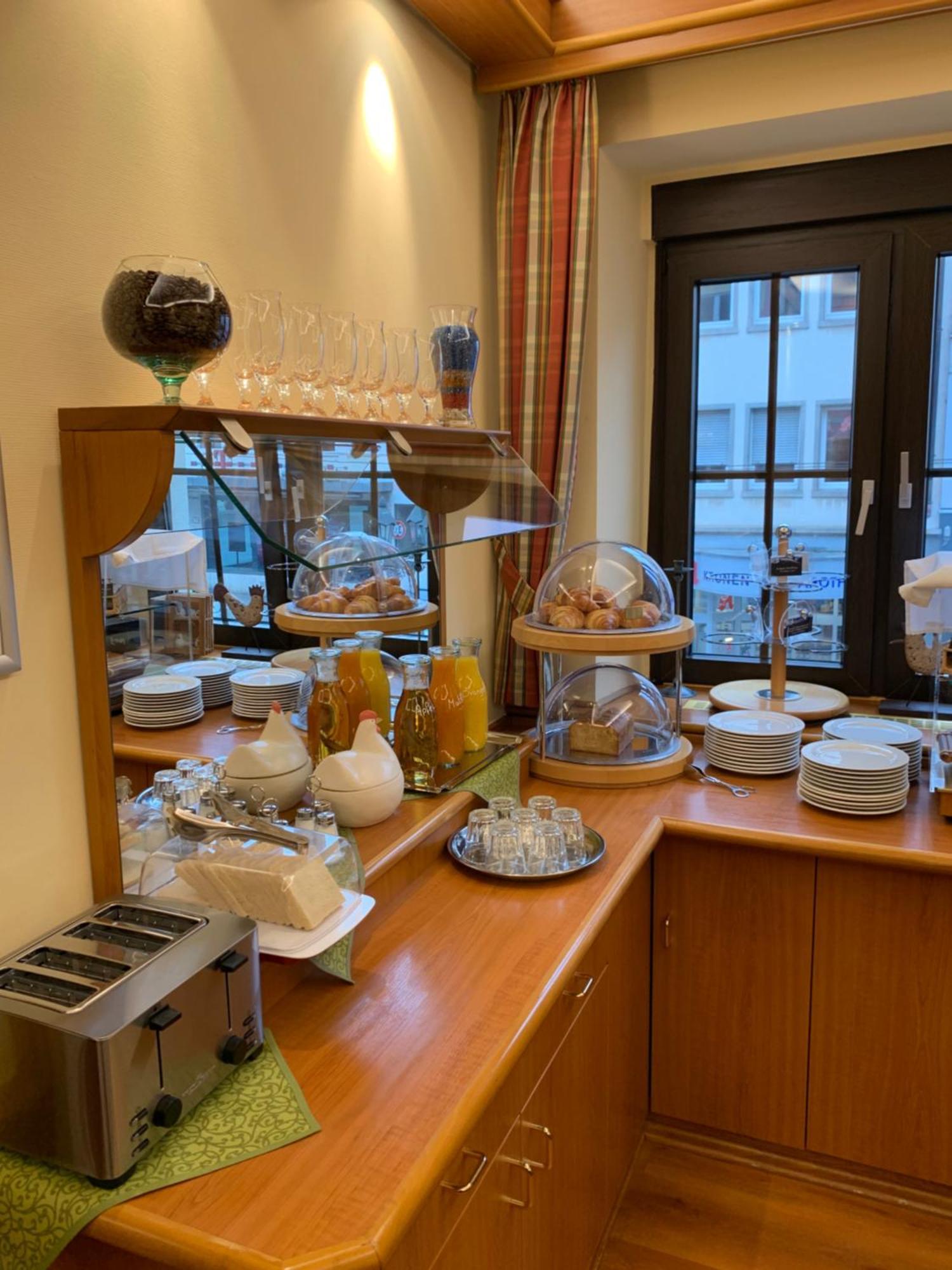 维尔茨堡 Zum Winzermaennle酒店 外观 照片